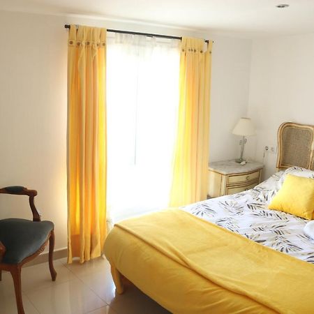 Apartamentos Fornells Castello  D'Empuries Esterno foto