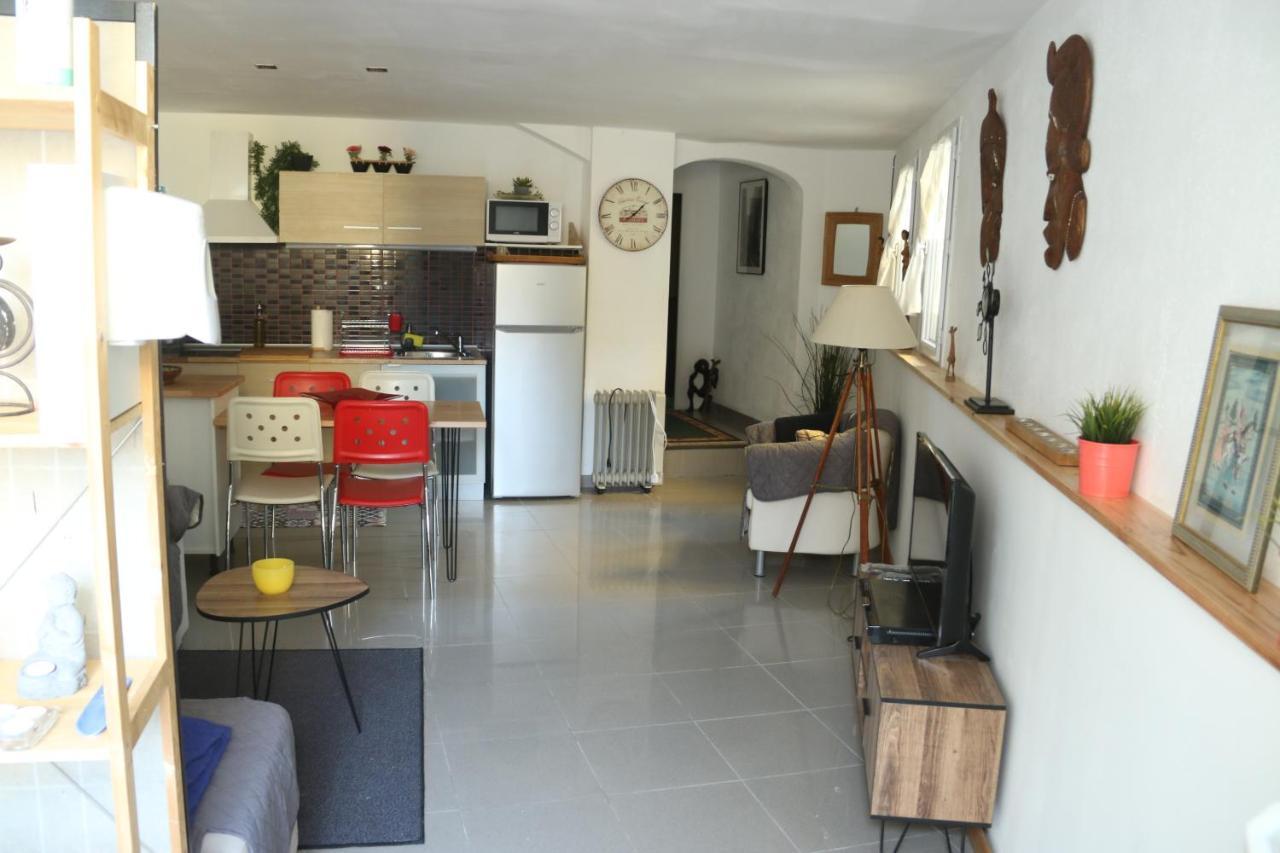 Apartamentos Fornells Castello  D'Empuries Esterno foto