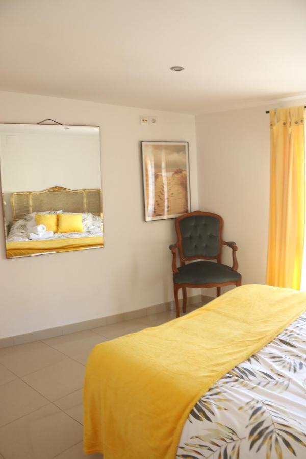 Apartamentos Fornells Castello  D'Empuries Esterno foto